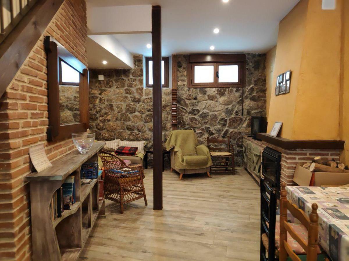 La Calleja Villarejo del Valle Exterior foto